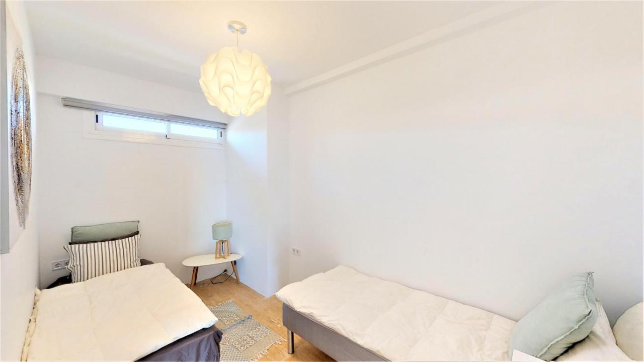 Olimpo - Fuengirola Beachfront Newly Renovated Apartment Exteriör bild