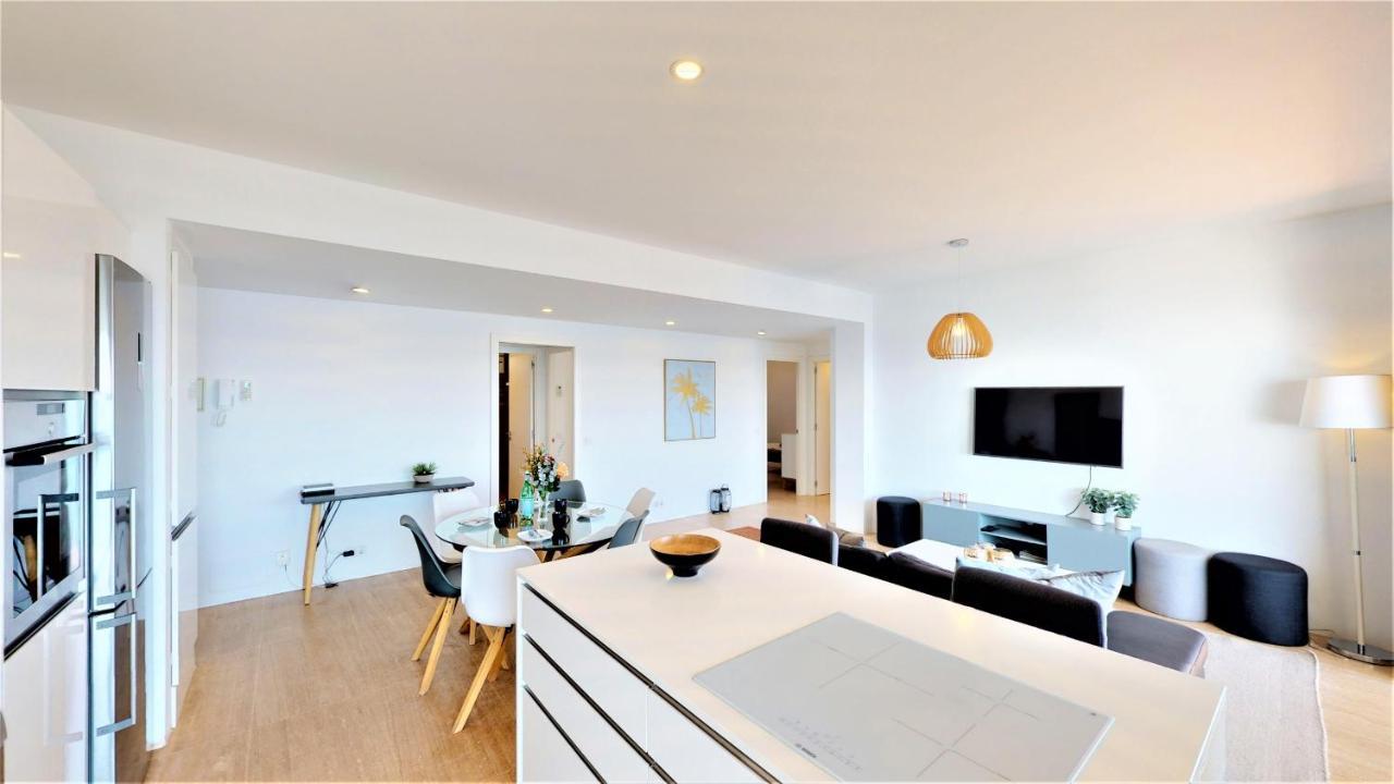 Olimpo - Fuengirola Beachfront Newly Renovated Apartment Exteriör bild